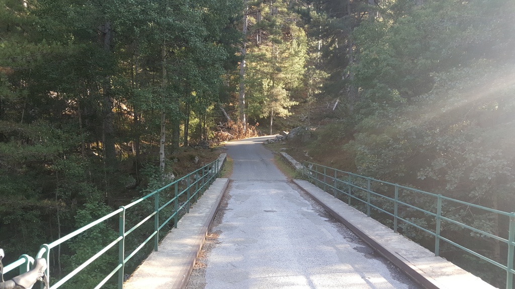 Le pont de Tragone, dernier répit avant la pente