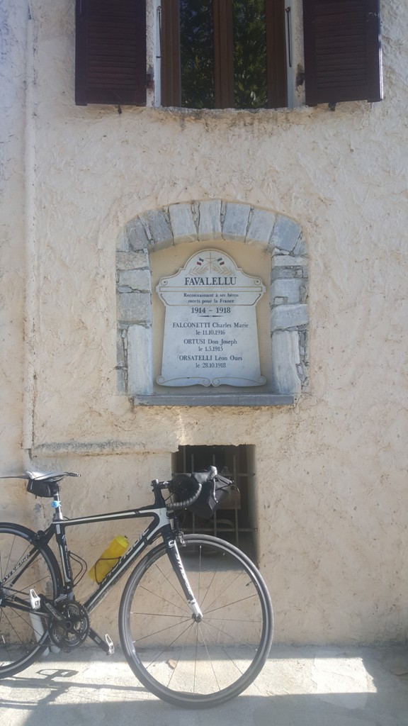 Pinello - plaque commémorative