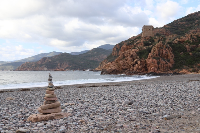 La plage de Porto - Tour génoise