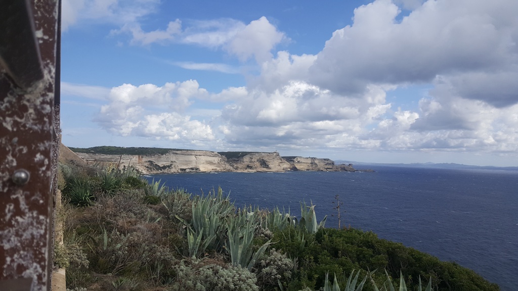 Les bouches de Bonifacio Les bouches de Bonifacio