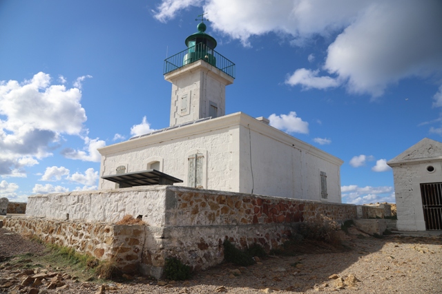 Île Rousse - Phare de la Pietra